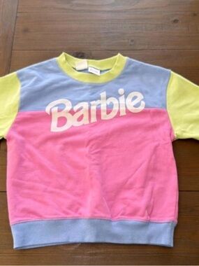 Cotton On Kids- Barbie Colorblock Sweatshirt in Pink, Blue & Mint